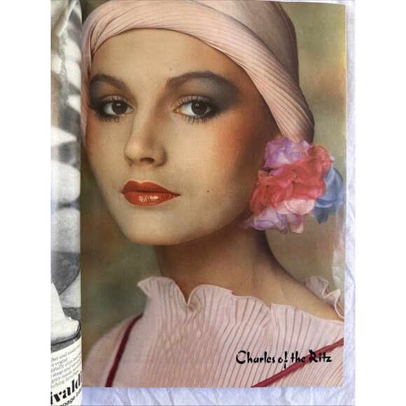 BRITISH VOGUE - April, 1976 - Picture 4 of 8